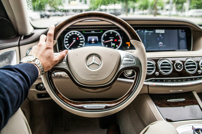 quelles-sont-les-technologies-emergentes-qui-pourraient-revolutionner-lindustrie-automobile