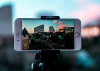  Les smartphones révolutionnent la capture vidéo : est-ce le début de la fin pour les caméras traditionnelles?