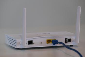  Avec les Systèmes Wi-Fi Mesh : Obtenez une couverture Internet complète à domicile