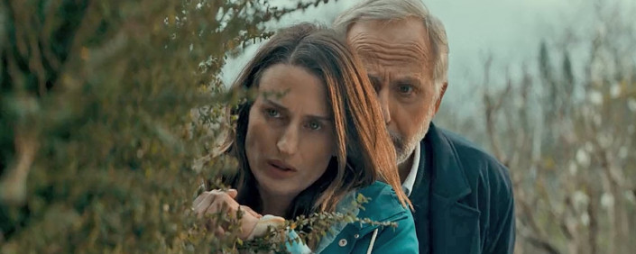 camille-cottin-notre-selection-dune-actrice-lumineuse