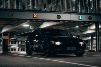  Découvrez la mythique BMW Série 3 : La référence du plaisir de conduite