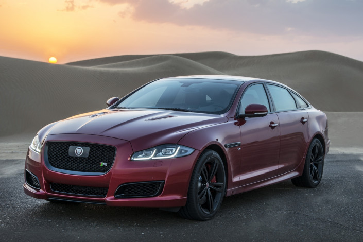 exploration-de-lelegance-et-de-la-puissance-la-jaguar-xj