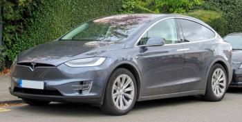  Le Futur est Ici: Découvrez la Révolution Électrique avec la Tesla Model X