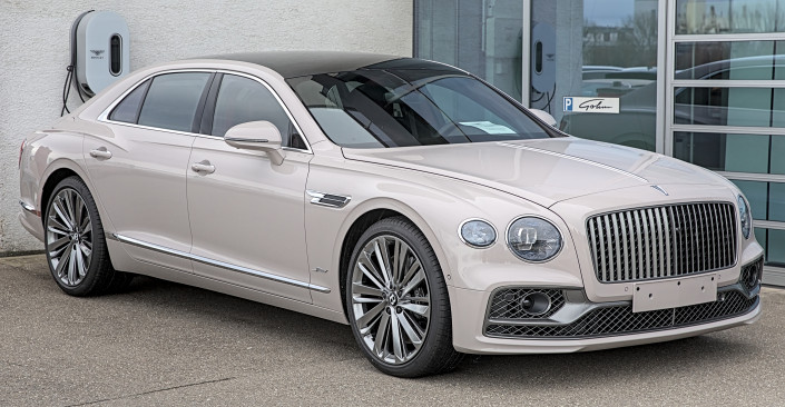 un-ecrin-de-luxe-et-de-puissance-la-bentley-flying-spur