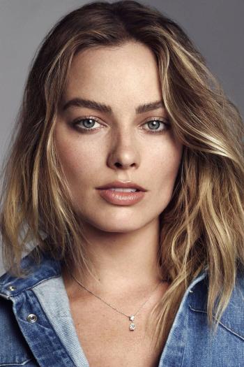  Femme Fatale: La montée de Margot Robbie dans le monde du cinéma (Femme Fatale: The Rise of Margot Robbie in the World of Cinema)