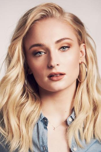  La Belle et Talentueuse Sophie Turner: de Game of Thrones à Hollywood