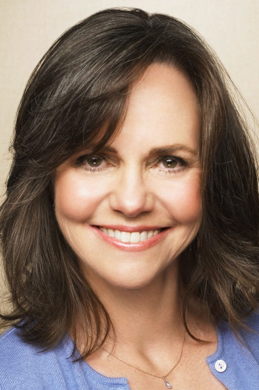la-force-de-sally-field-une-vie-demotion-et-de-talent