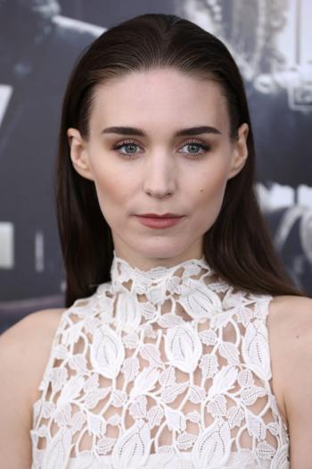  La mystérieuse et talentueuse Rooney Mara: Une star montante d'Hollywood